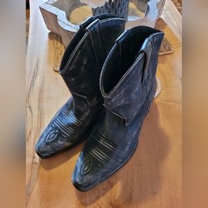 Roper short stuff distressed boots NWOT